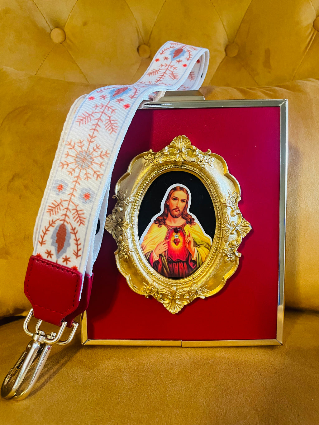 Sacred Heart of Jesus Frame Bag Convertible Handle/Strap